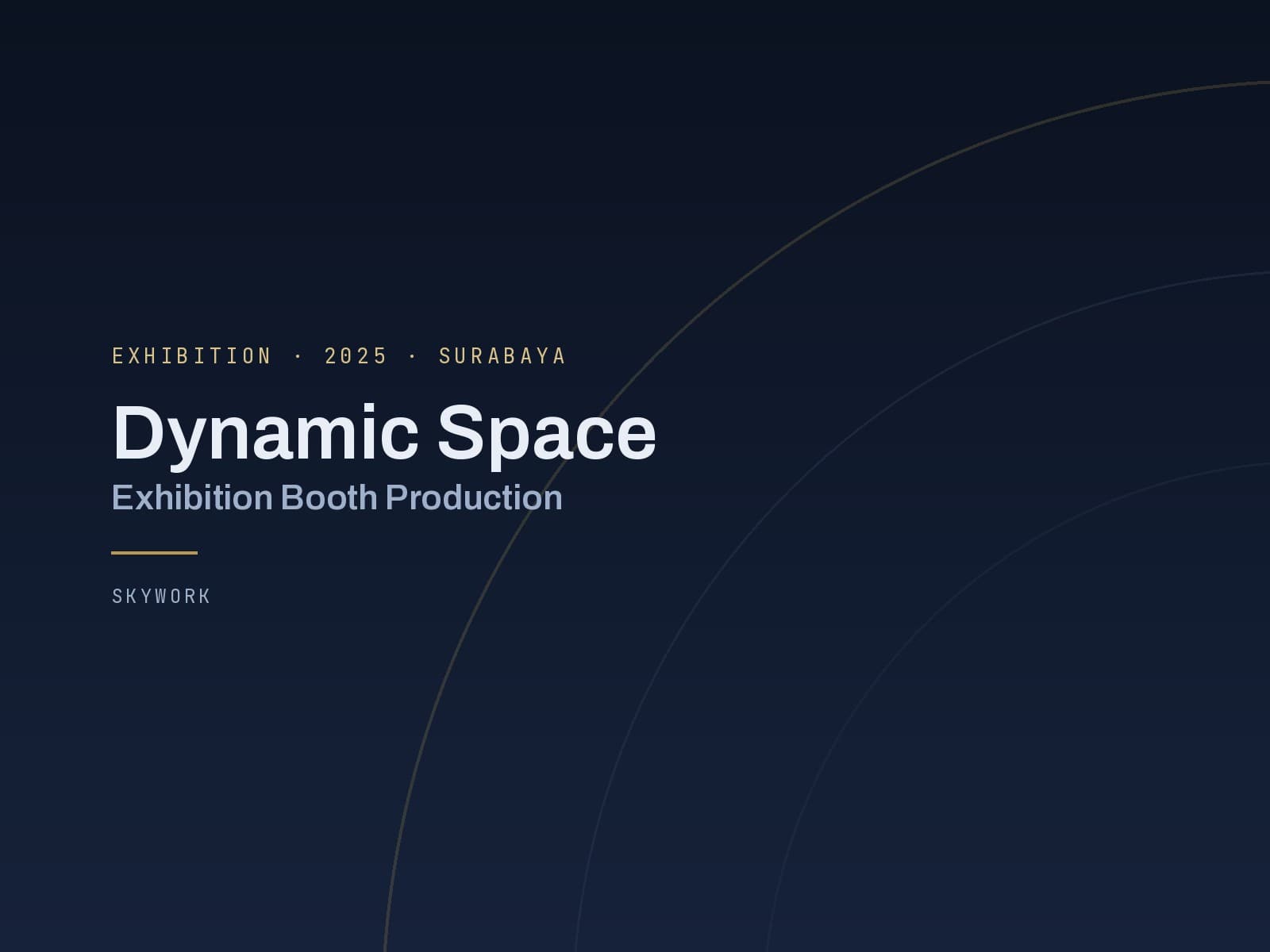 Sampul proyek Dynamic Space — kartu tipografis berlatar navy gelap, judul putih, dengan busur emas melengkung di sisi kanan
